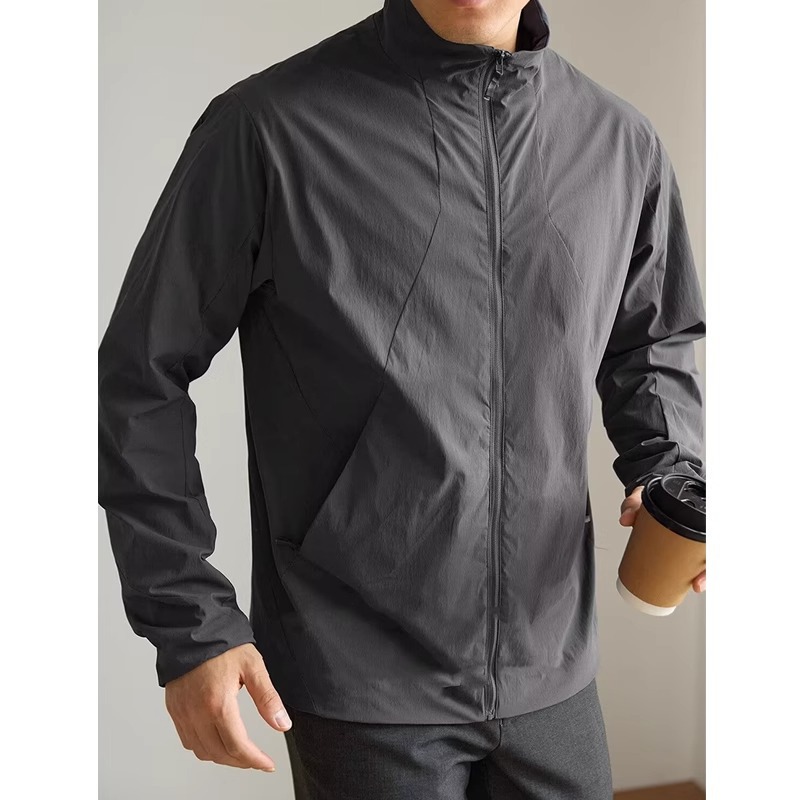 سترات رجالية خفيفة الوزن وعالي - مراجعة Outdoor Adventure Windbreaker وسعره